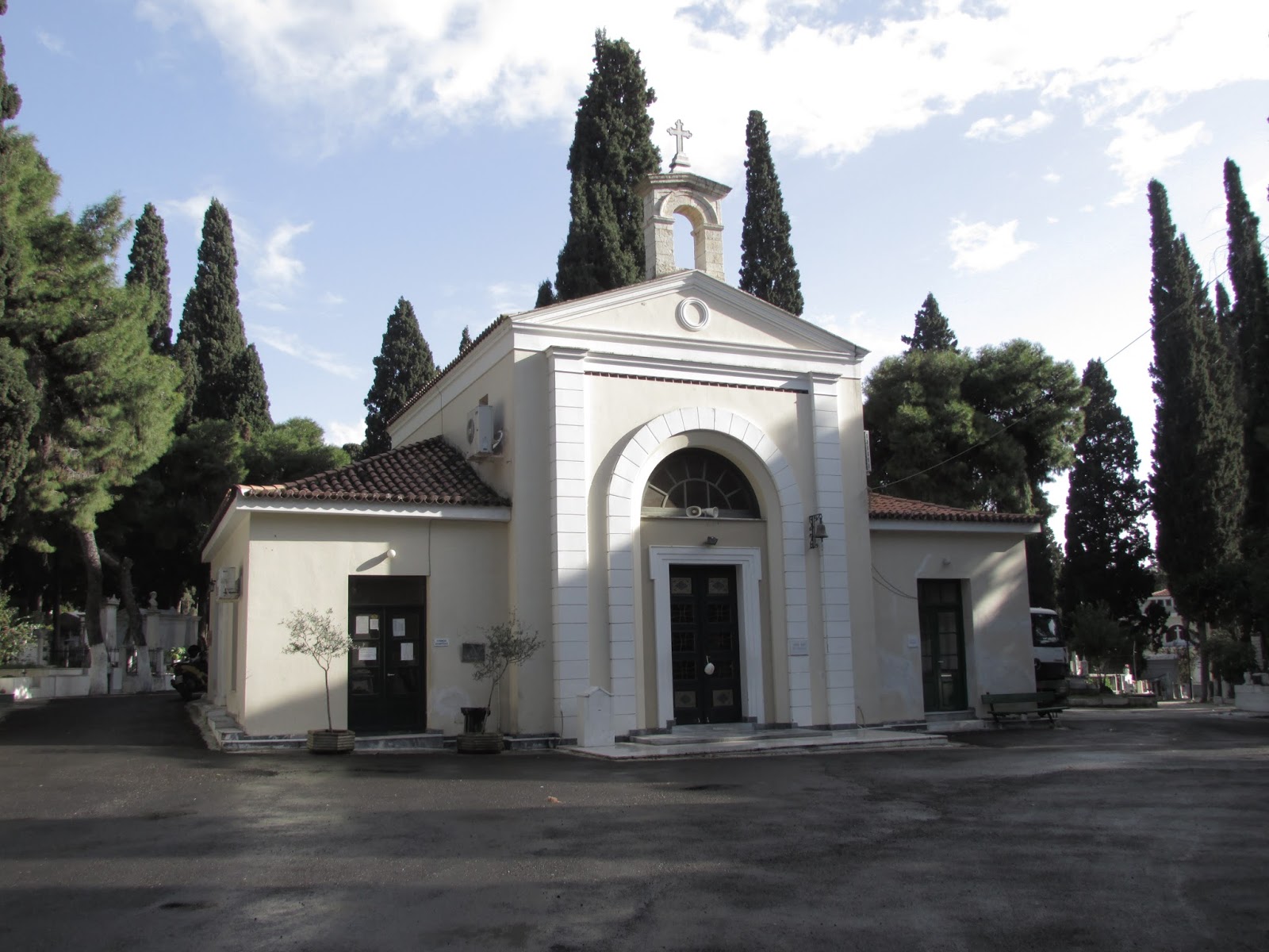 pierwszy cmentarz ateński