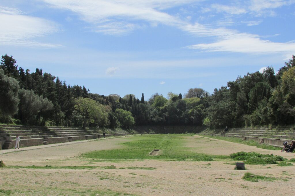 warto odwiedzić Akropol Rodos