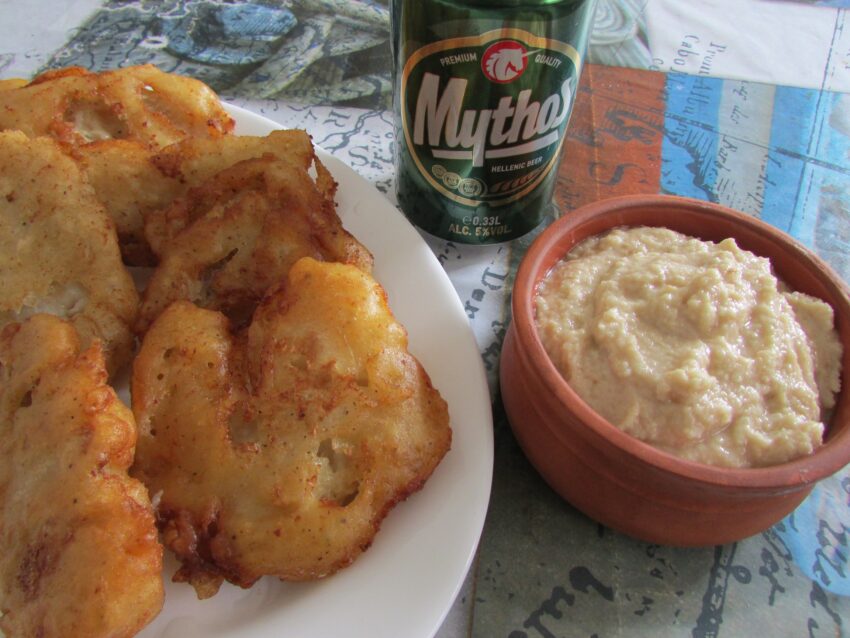 potrawa z dorsza z sosem skordalia