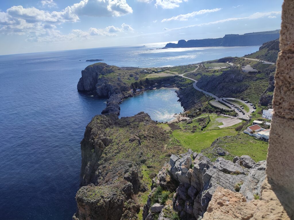 Lindos Rodos widok na zatokę św. Pawła