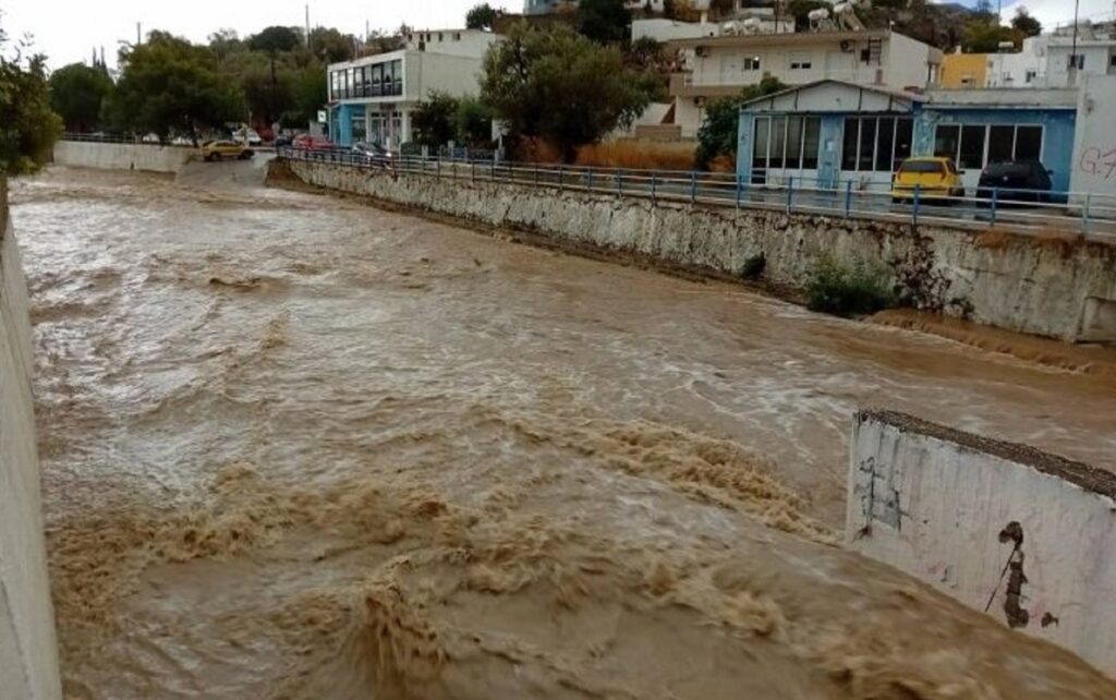 powodzie na Rodos